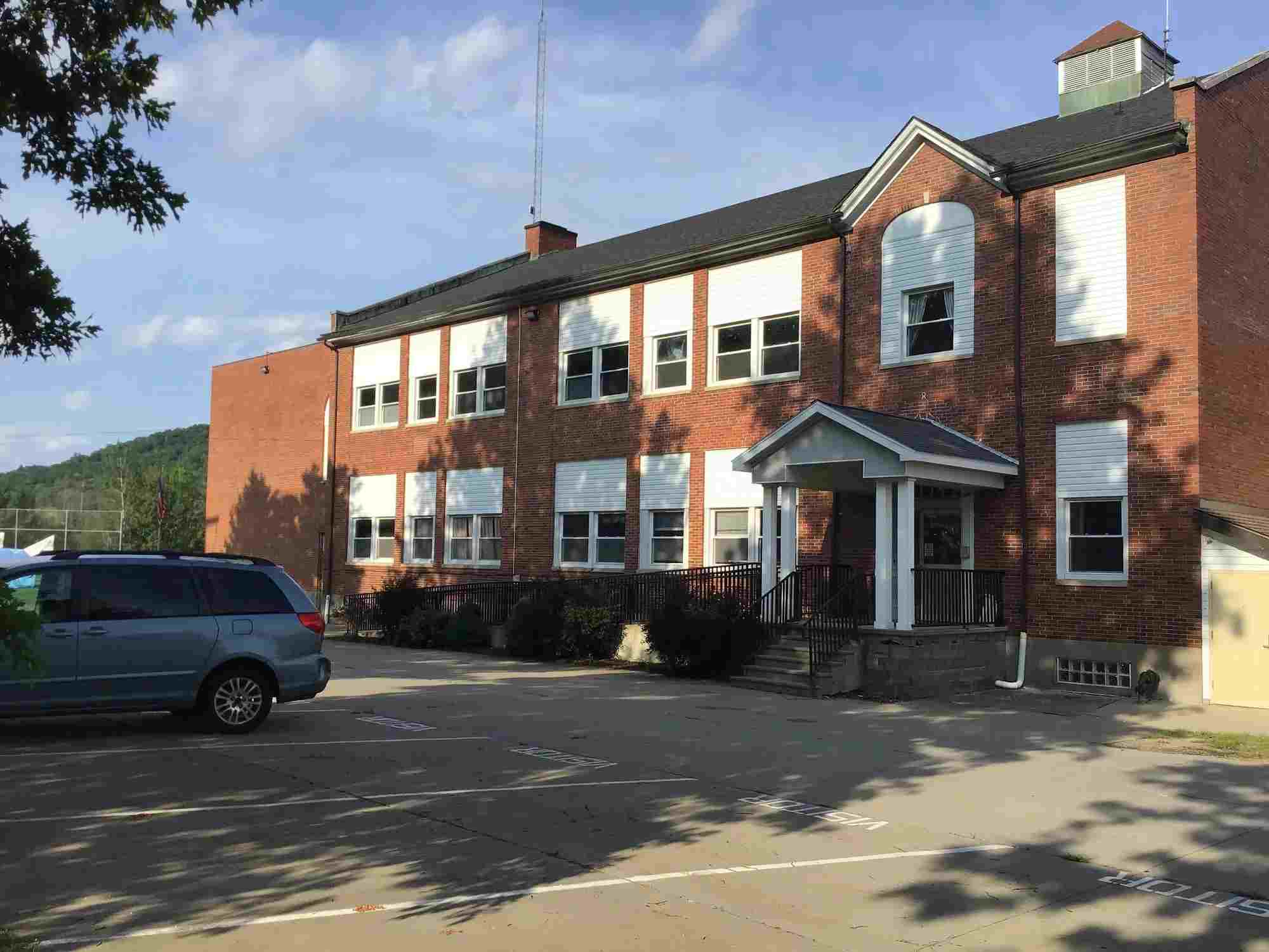 Recckio Real Estate & Development, Inc. Williamsville, NY Former School on 6+ Acres